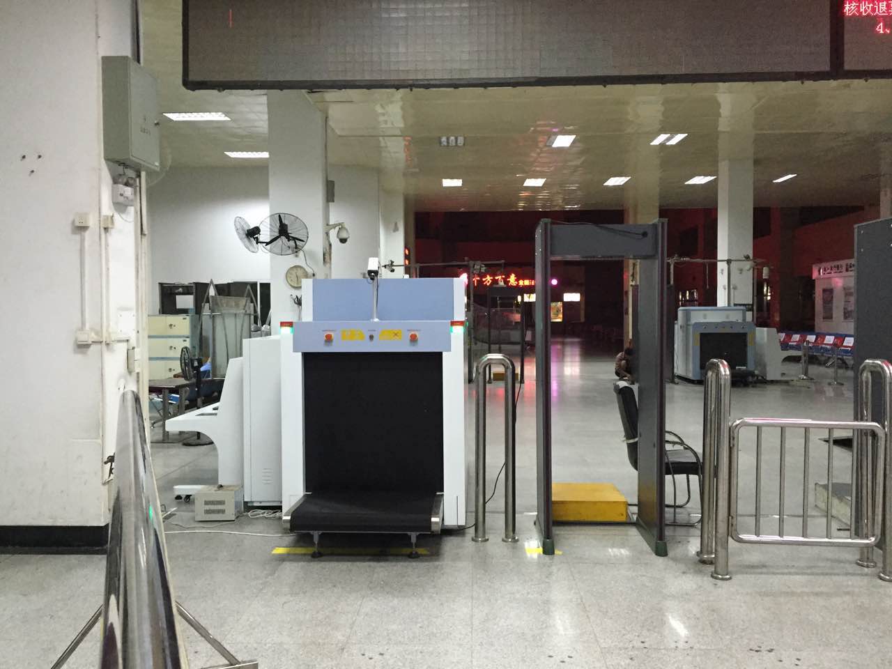 Équipement de sécurité pour le contrôle du fret des bagages en soute par rayons X